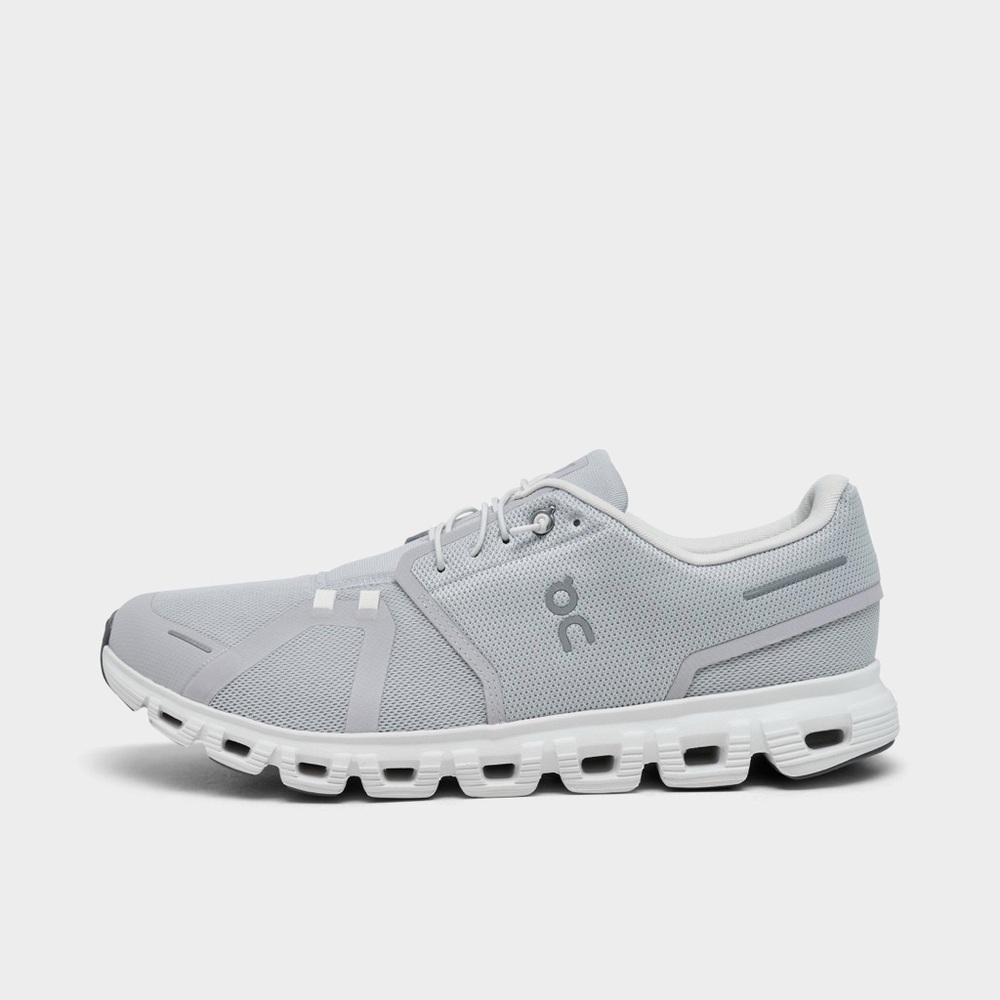 On Running Men's Gray Running Shoes - ON CLOUD 5 IN GREY AND WHITE SIZE 9